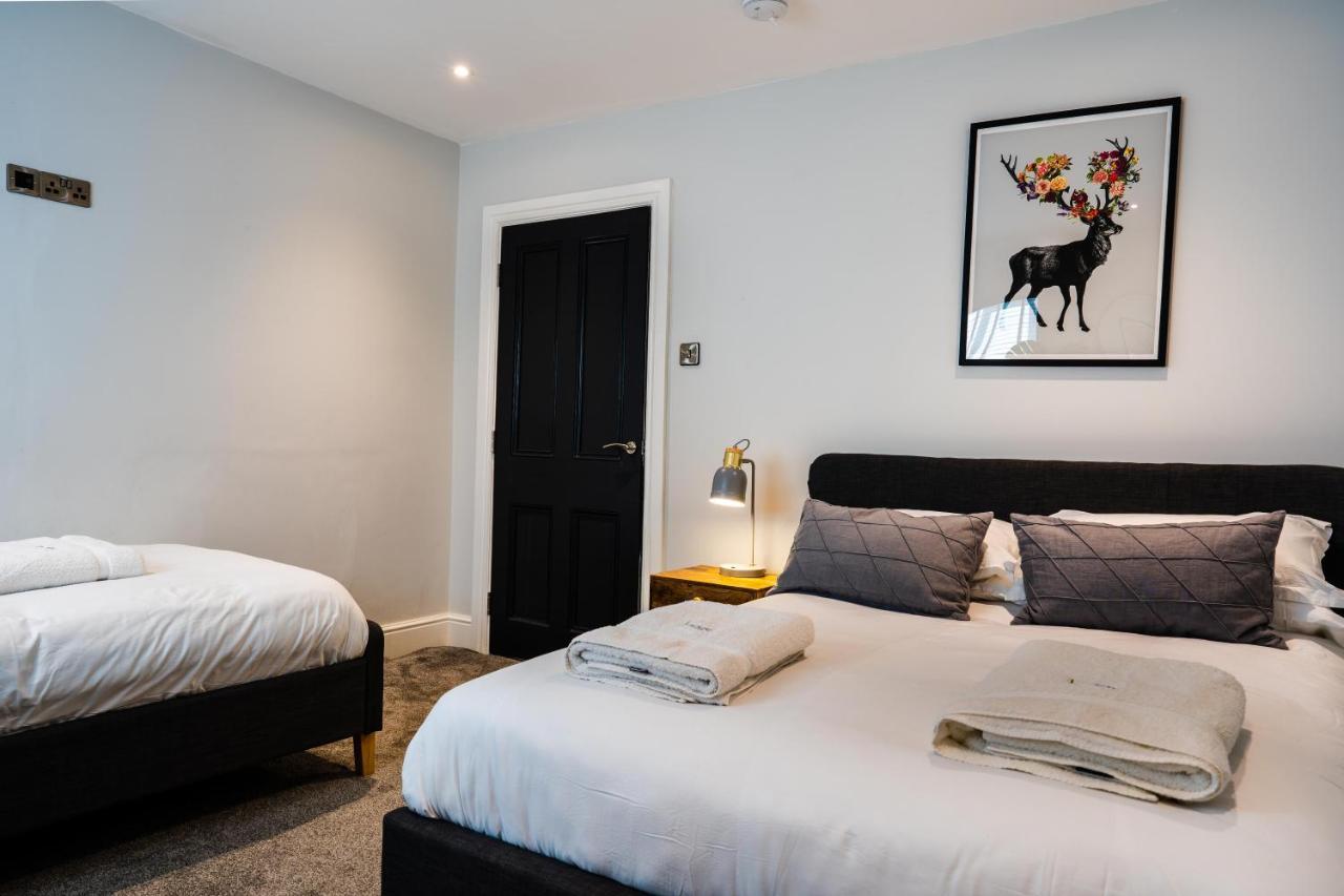 Apartment Central, Stylish 3 Bed With Sea Views Newquay (Cornwall)